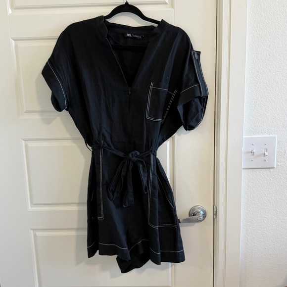 Zara Black V-Neck Romper with Tie Waist - Picture 2 of 8